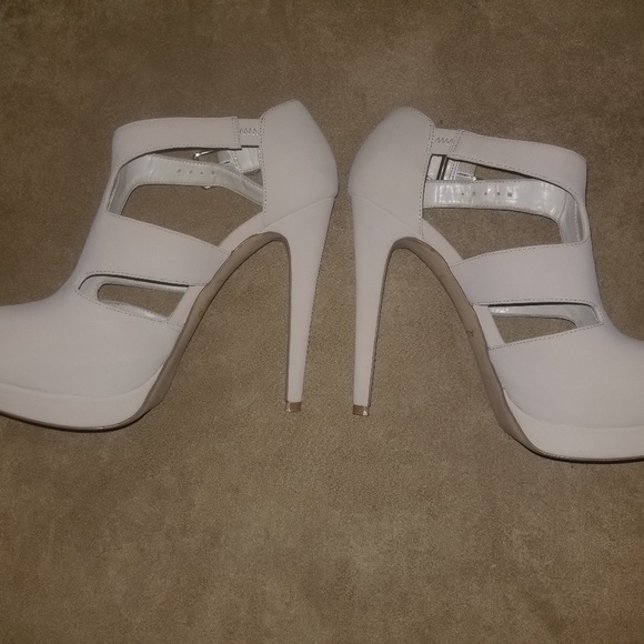 Aldo - Picture 5 of 8